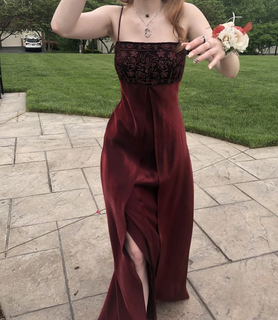 Vintage Burgundy Long Prom Dresses