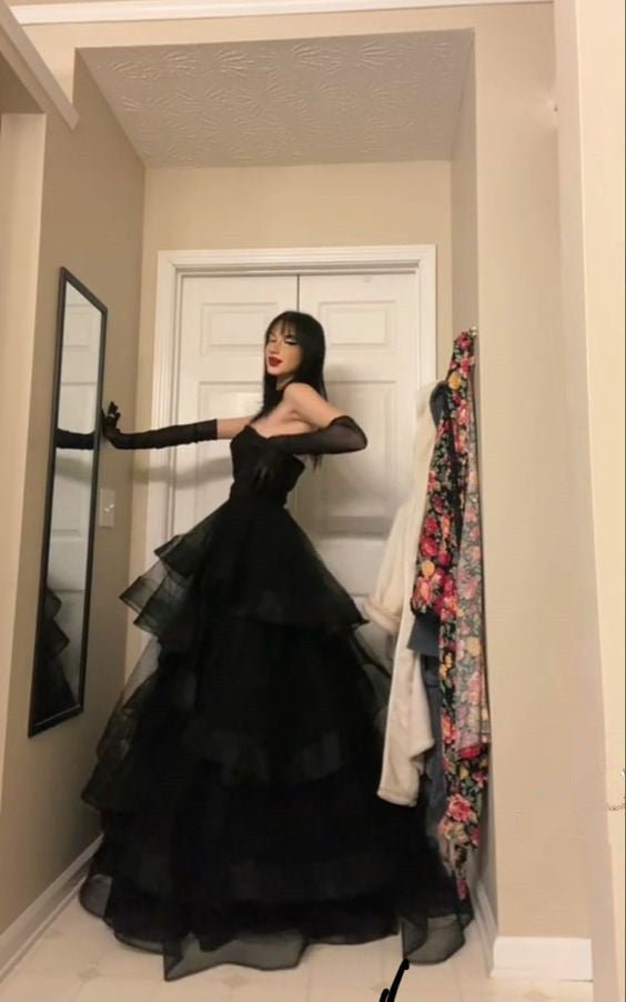 Vintage Ball Gown Strapless Sleeveless Long Tulle Black Prom Dress P1200