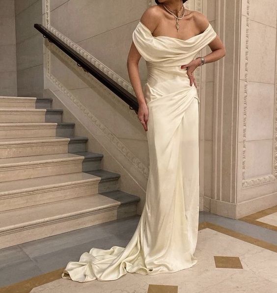 Vintage Mermaid Strapless Long White Satin Wedding Dresses P1283