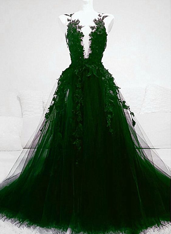 A line Green Tulle With Lace Deep Neckline Backless Prom Dress P1303