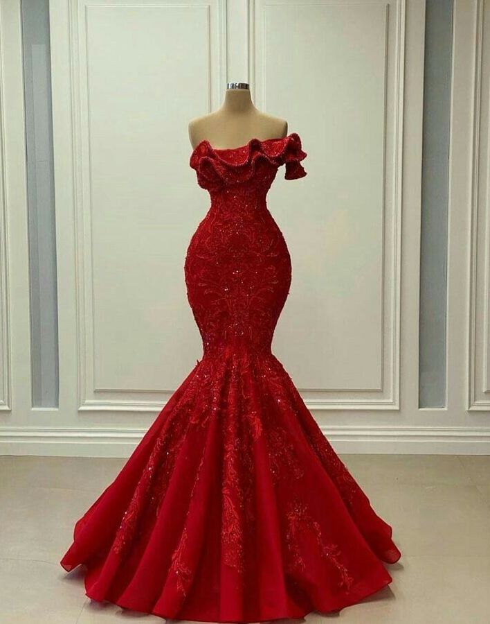 Luxury Mermaid Strapless Red Lace Prom Dress Long Prom Dresses P540
