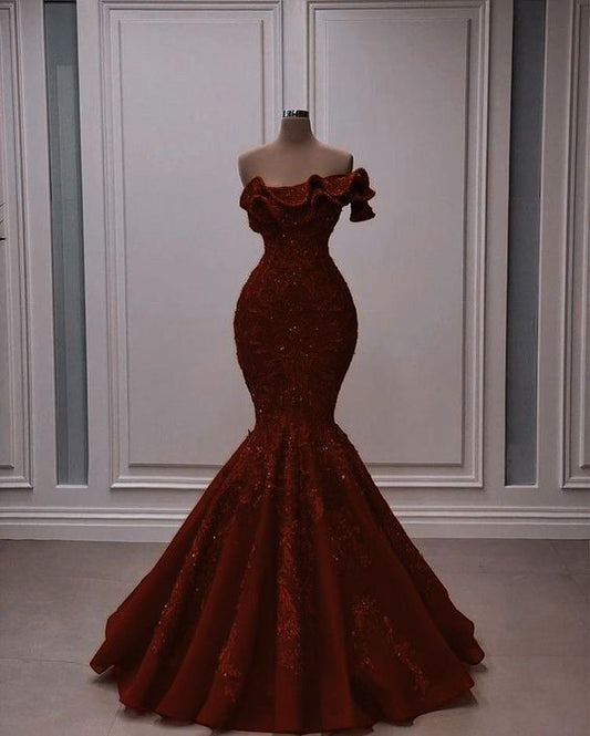 Luxury Mermaid Strapless Red Lace Prom Dress Long Prom Dresses P540