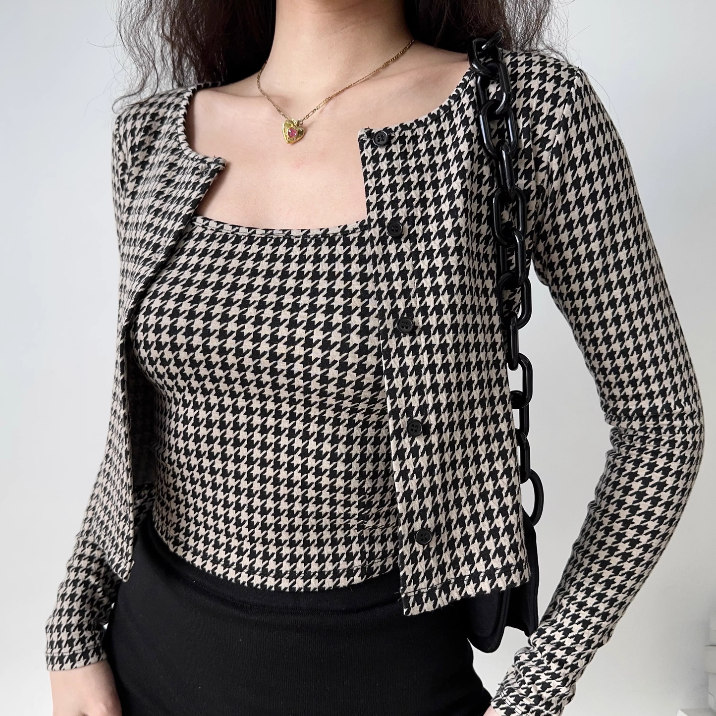Style Retro houndstooth suspender + cardigan two-piece set for women, slim cropped top P346