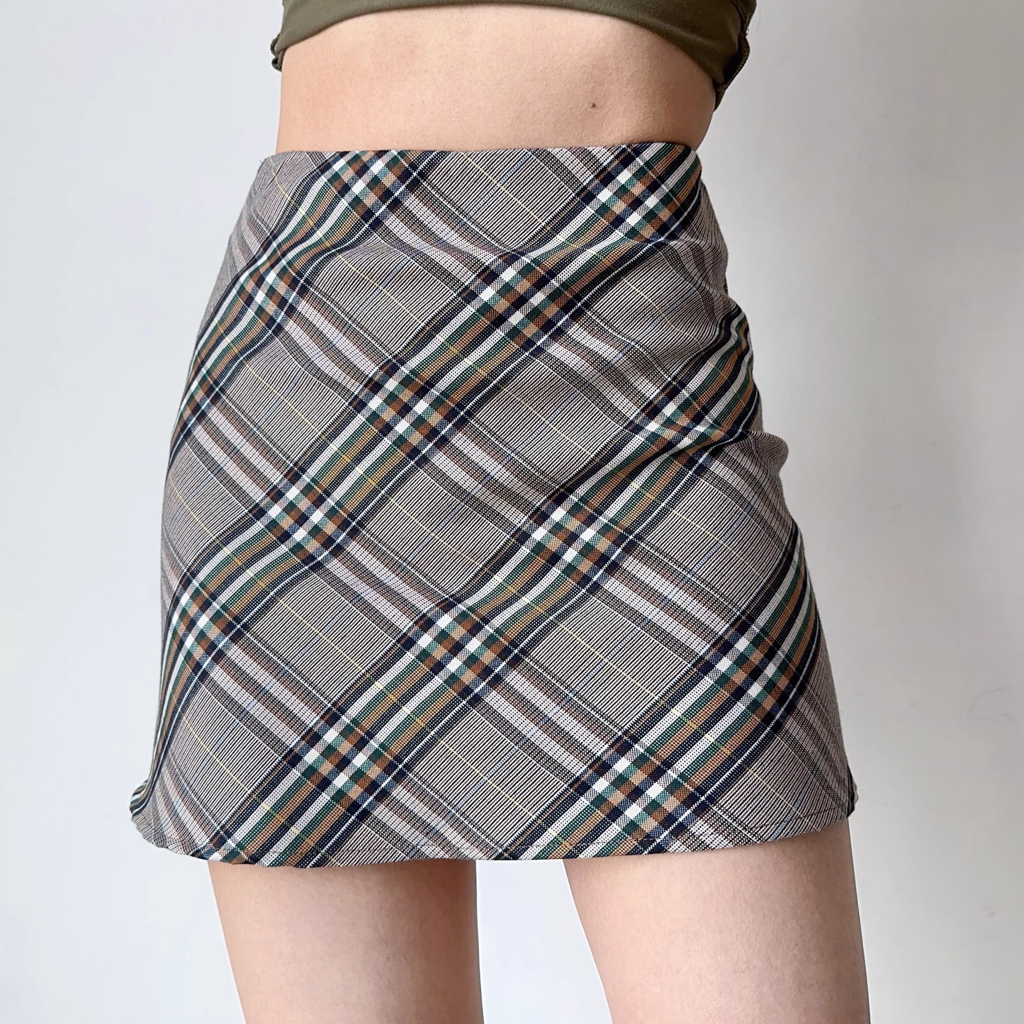 Sexy Maillard High Waist Slim Plaid A-Line Skirt American Retro Hip Cover Skirt for Women P348