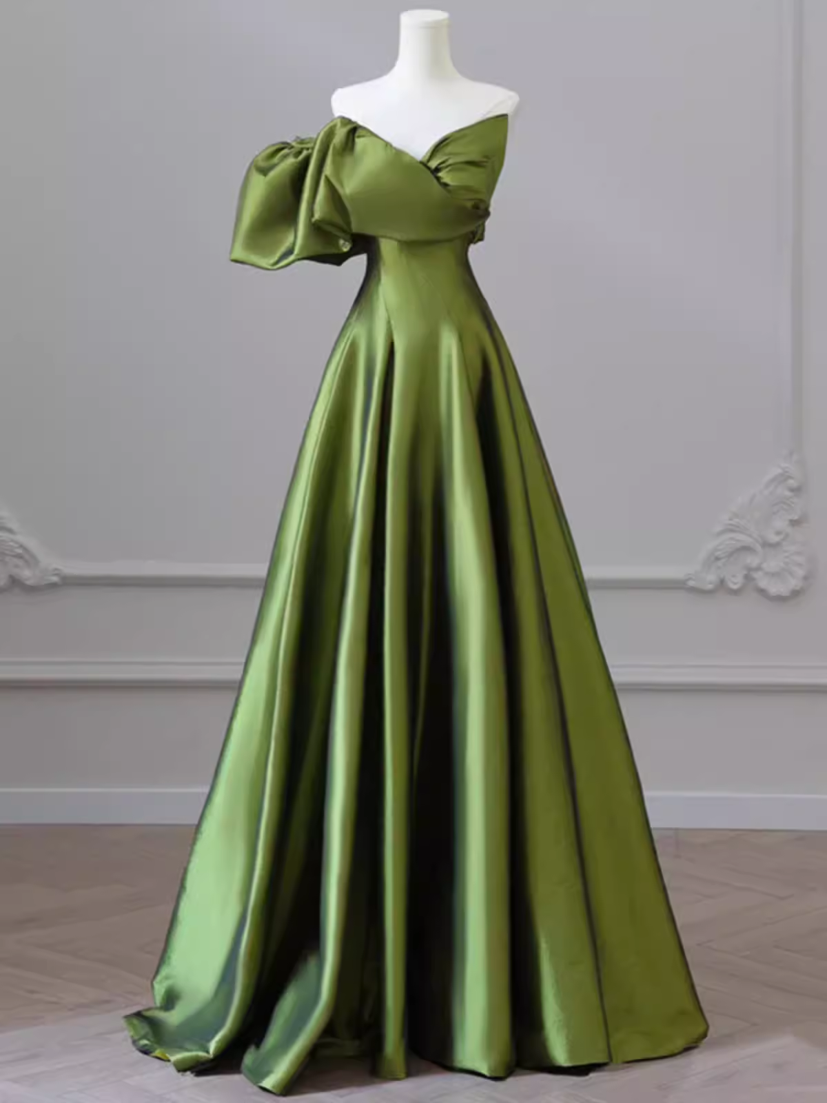 Simple A line Sleeveless Satin Green Long Prom Dress P523