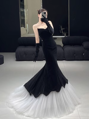 Luxury Mermaid Velvet Evening Dress Black Long Prom Dress With Gloves P558