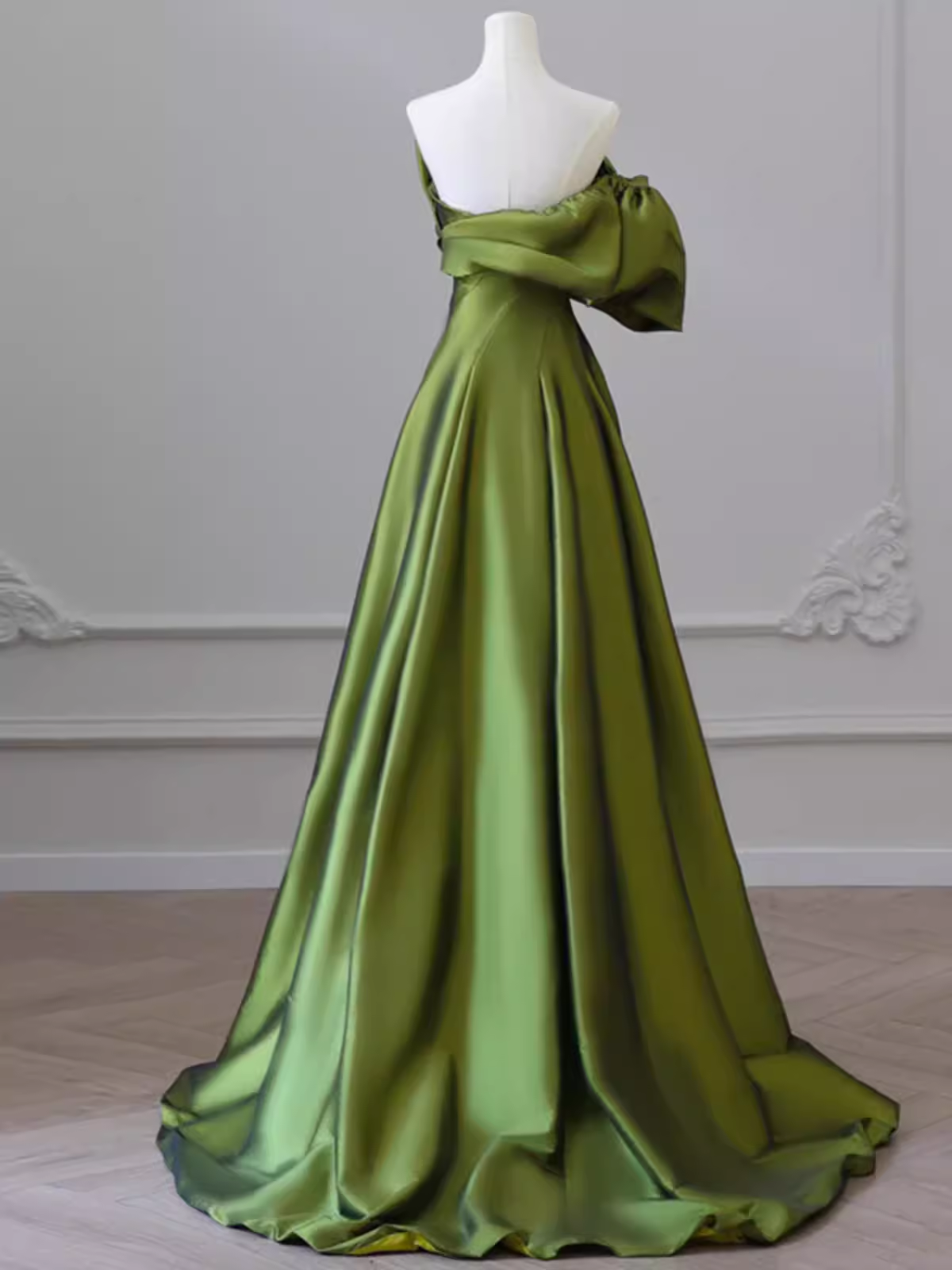 Simple A line Sleeveless Satin Green Long Prom Dress P523