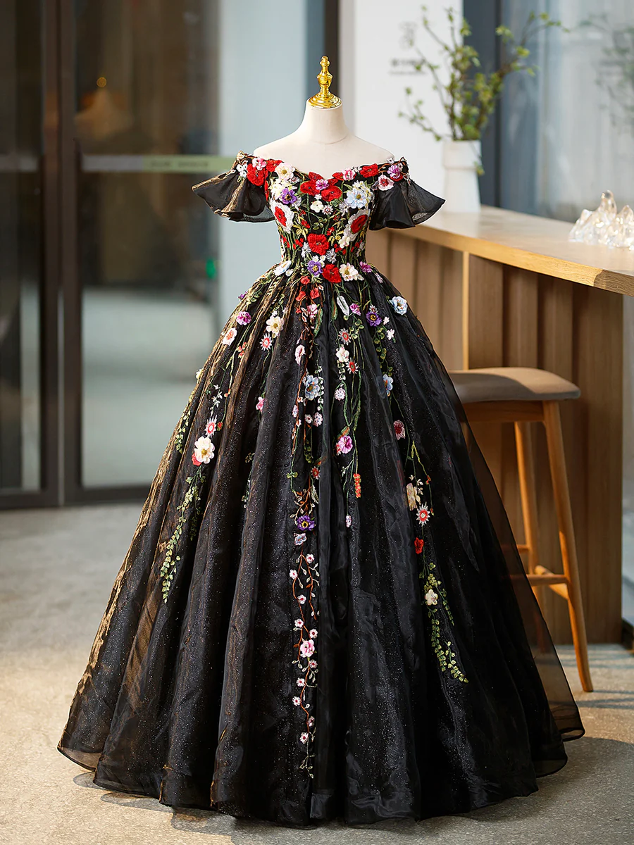 Ball Gown Black Tulle Long Prom Dress with Lace Flowers P590