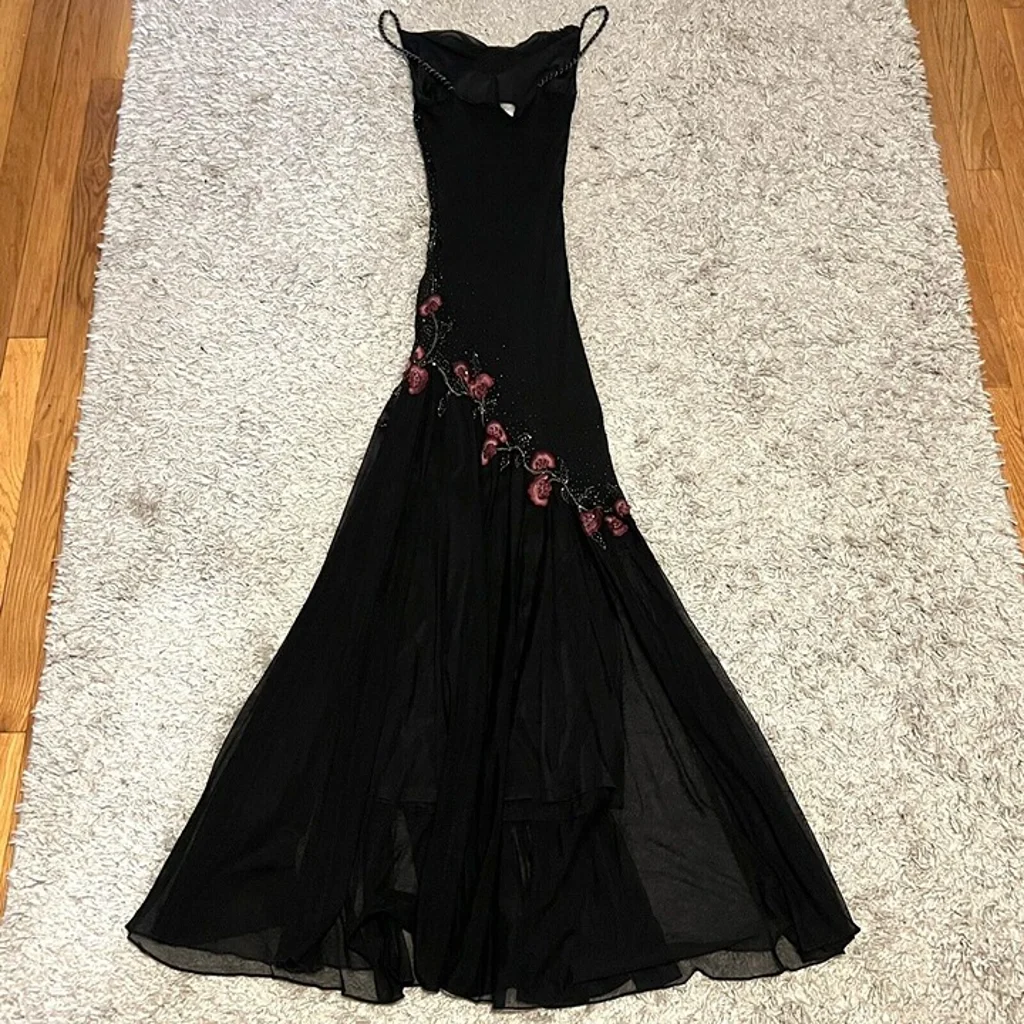 Modest Black Long Prom Dresses With Flowers 22th Birthday Outfits P437