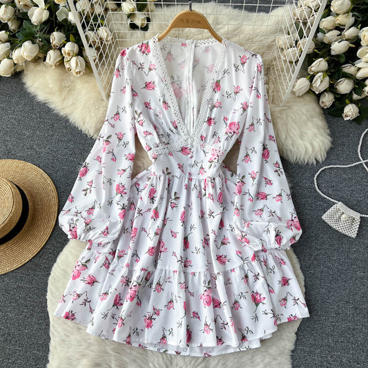 White V-neck Floral Long Sleeve Dress P266