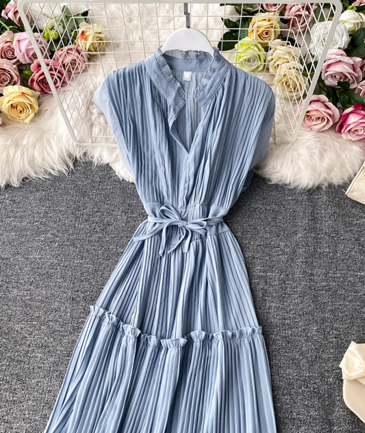 Simple V-neck dress sleeveless dress 051