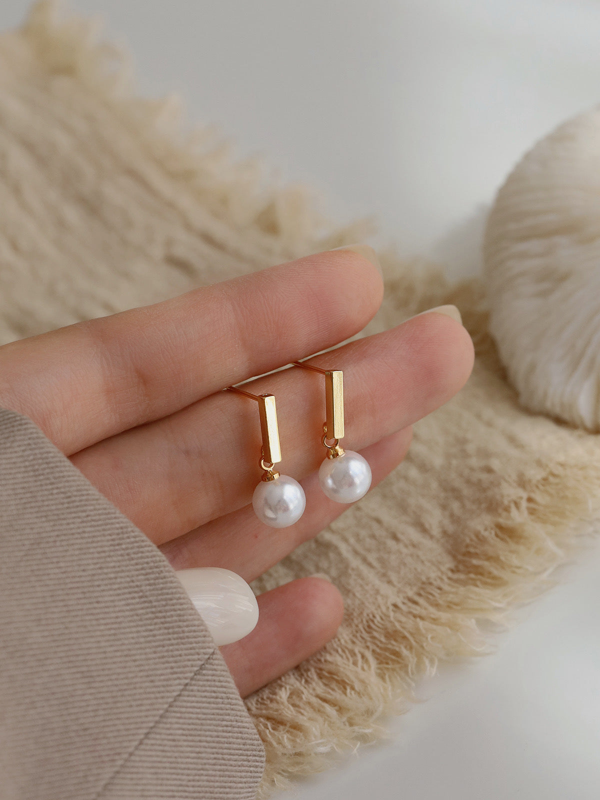 Daily Versatile Pearl Earrings Female Earrings Earrings Small and Delicate Ladies Earrings Silver Pins e016